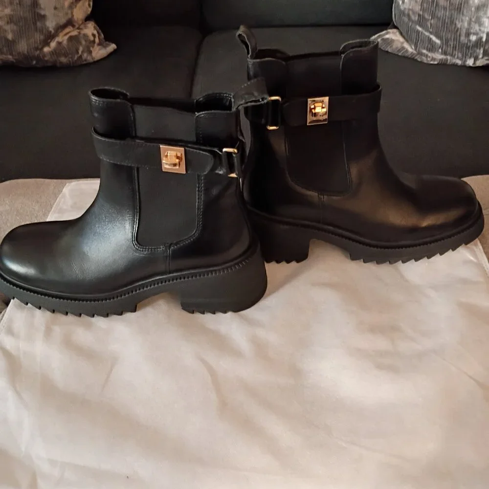 STEVE MADDEN BLACK LEATHER GATES WOMEN'S BOOT SZ 10 NWOT NWOB - Picture 9 of 11